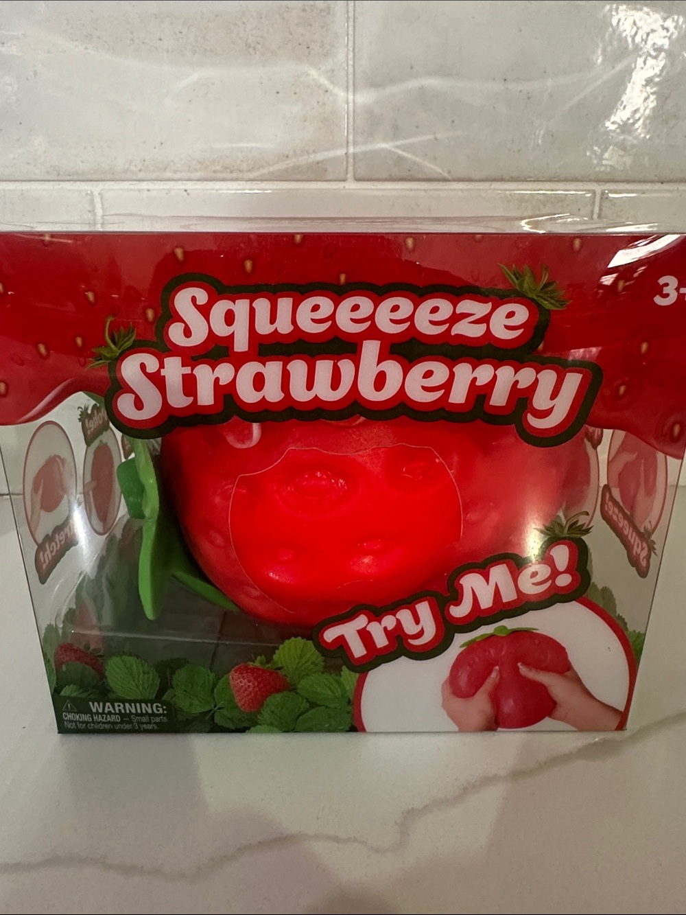 Sunny days strawberry Squeezy toy squeeeeze strawberry squishy 🔥fast shipping